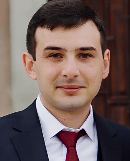 Portraitfoto Davit Adunts