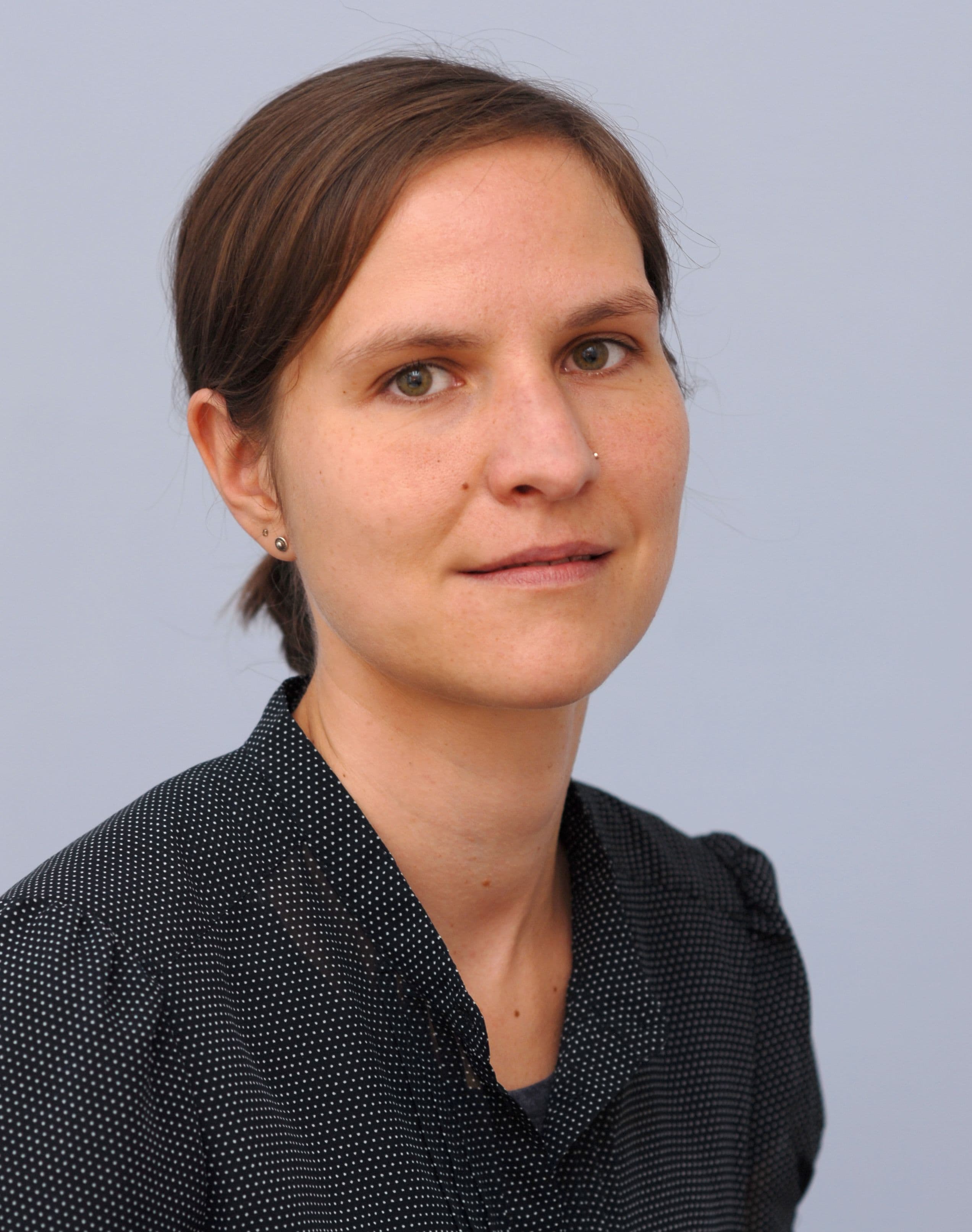 Dr. Julia Lang