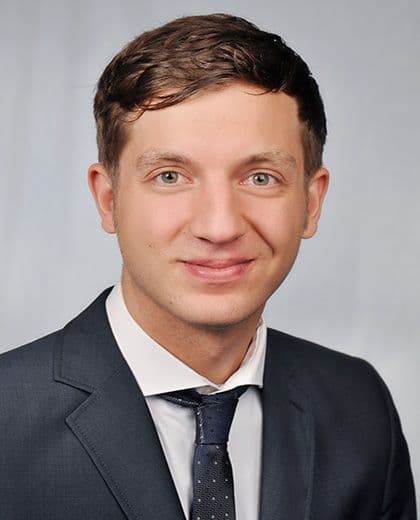 Dr Benjamin Lochner – Photo 1