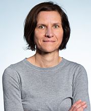 Dr. Julia Lang ist wissenschaftliche Mitarbeiterin am IAB.